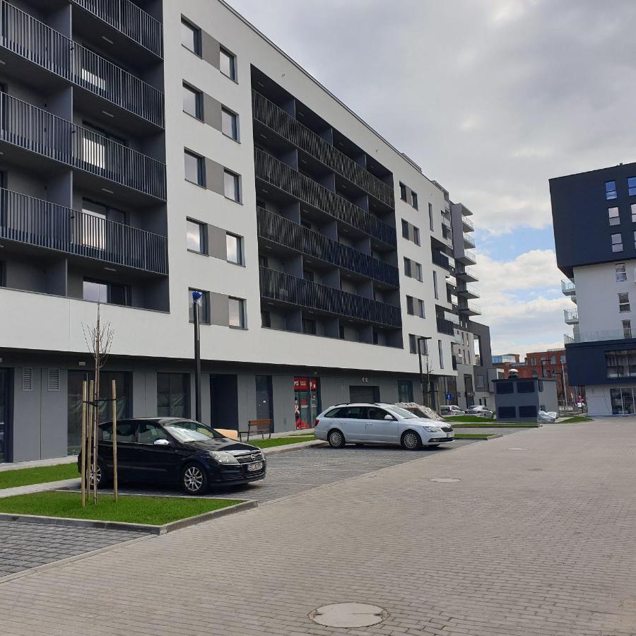 Q Apart Amber - Studio, Manufaktura, Klimatyzacja I Garaz Gratis, Netflix, Fv, Gwarancja Zadowolenia Lódź Exterior foto