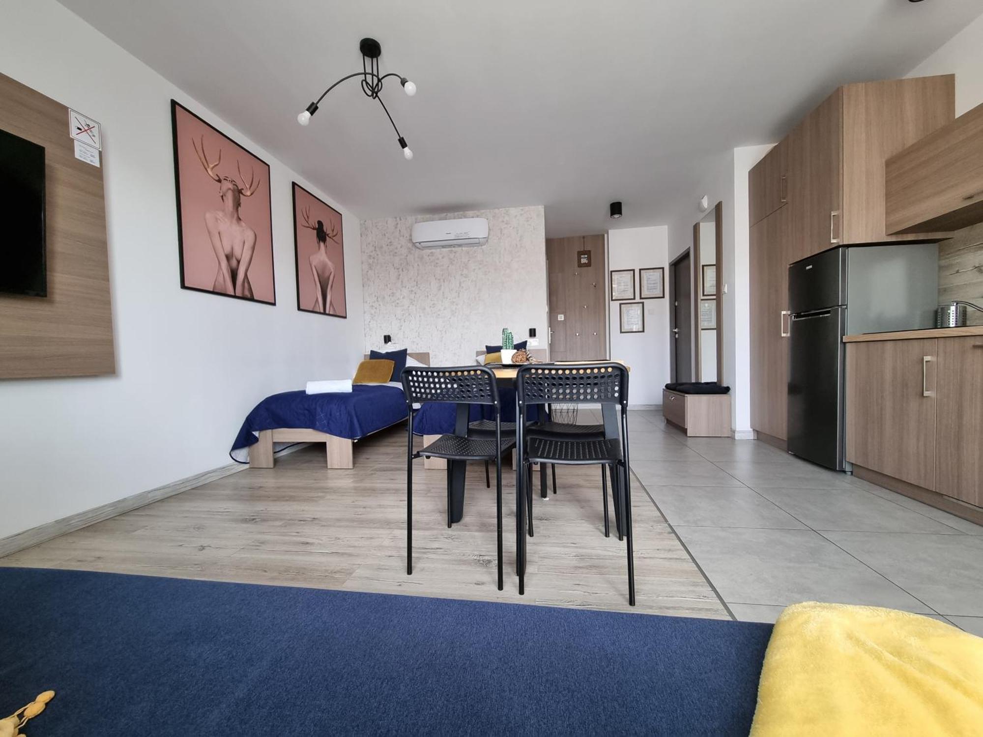 Q Apart Amber - Studio, Manufaktura, Klimatyzacja I Garaz Gratis, Netflix, Fv, Gwarancja Zadowolenia Lódź Exterior foto