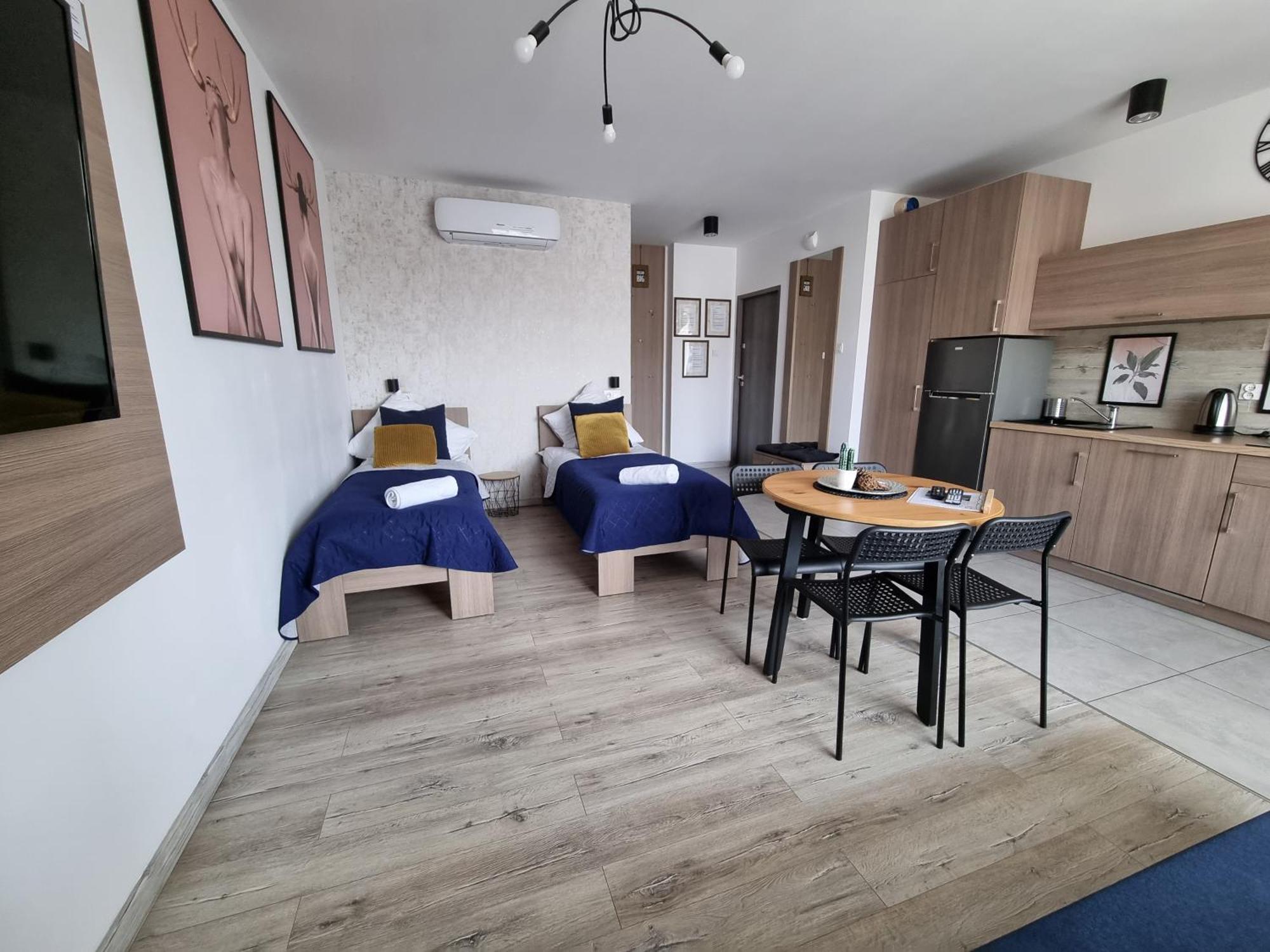 Q Apart Amber - Studio, Manufaktura, Klimatyzacja I Garaz Gratis, Netflix, Fv, Gwarancja Zadowolenia Lódź Exterior foto